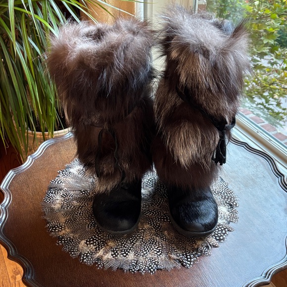 Silver Fox Tecnica Winter Boots in Black and Brown - Picture 1 of 11